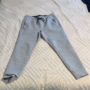 AE Men’s Gray Sweatpants